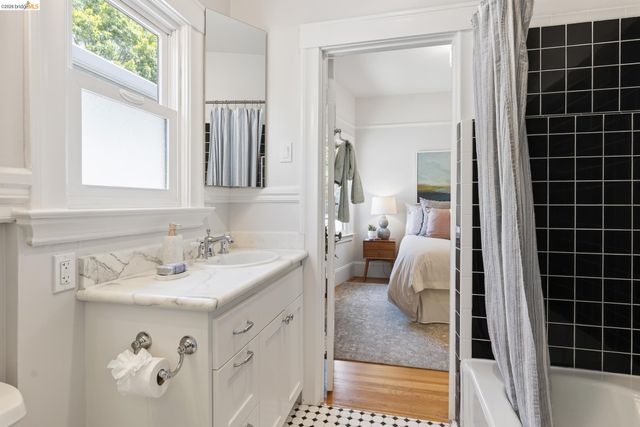 2238 California St, Berkeley, CA 94703