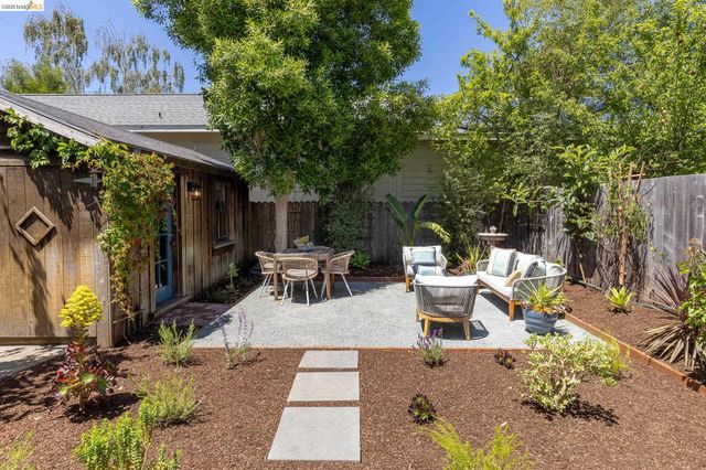 2238 California St, Berkeley, CA 94703