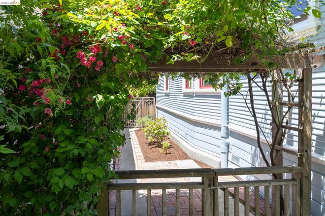 2238 California St, Berkeley, CA 94703