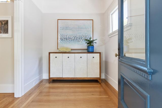 2238 California St, Berkeley, CA 94703