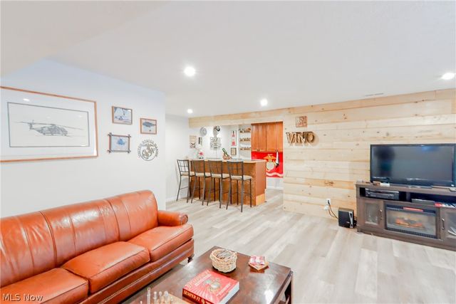 3659 Shady Timber Drive, Twinsburg, OH 44087