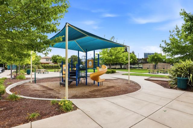143 Lusitano Way, Gilroy, CA 95020