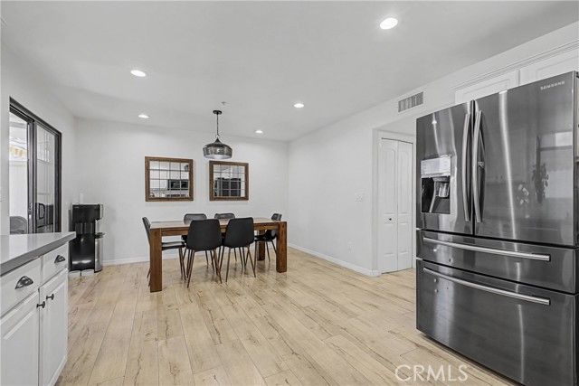 10894 Olinda Street 109, Sun Valley (los Angeles), CA 91352