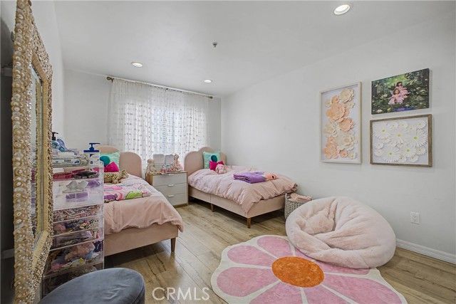 10894 Olinda Street 109, Sun Valley (los Angeles), CA 91352