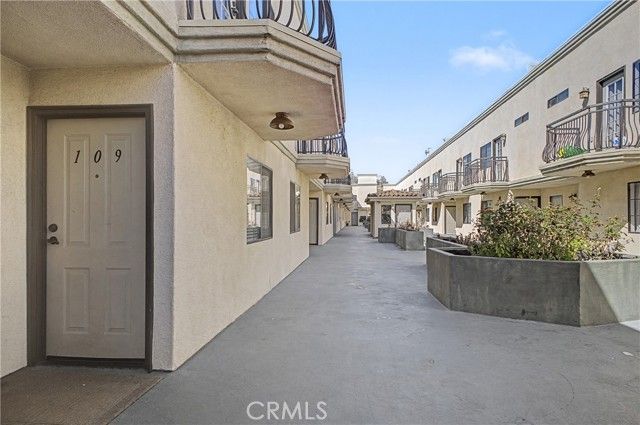 10894 Olinda Street 109, Sun Valley (los Angeles), CA 91352