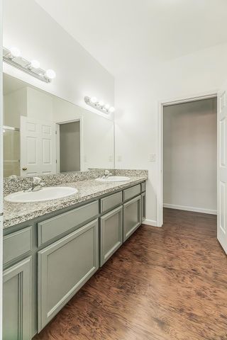 3770 W Princeton Avenue, Fresno, CA 93722