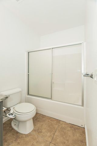 3770 W Princeton Avenue, Fresno, CA 93722