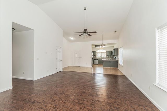 3770 W Princeton Avenue, Fresno, CA 93722