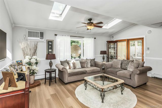 259 Willowood Drive, Wantagh, NY 11793