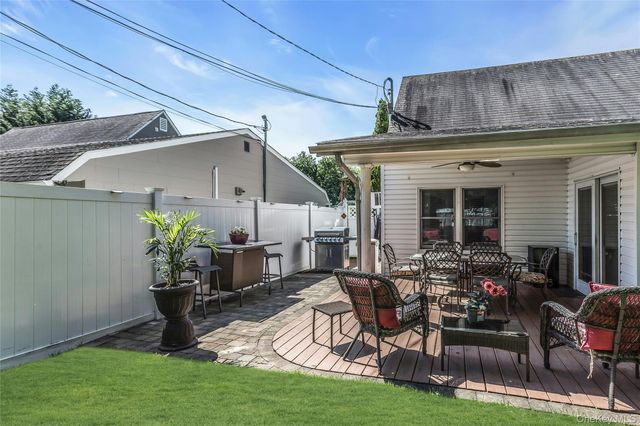 259 Willowood Drive, Wantagh, NY 11793