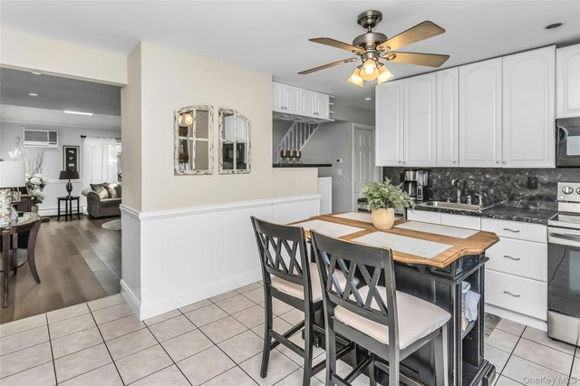 259 Willowood Drive, Wantagh, NY 11793