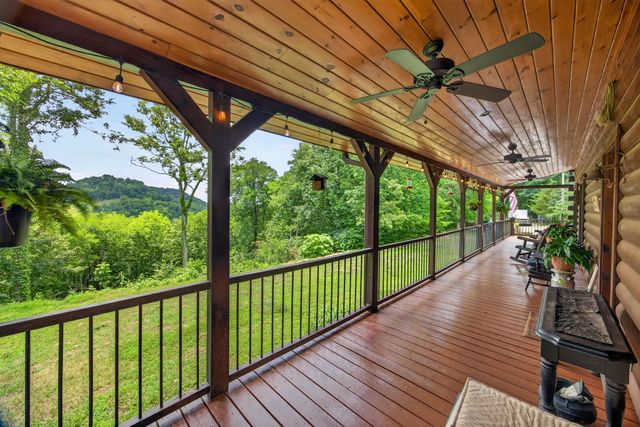 20 Magee Ln, Elmwood, TN 38560
