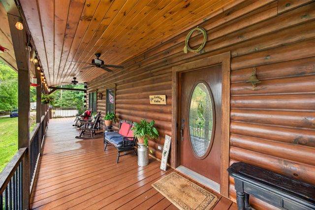 20 Magee Ln, Elmwood, TN 38560