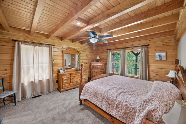 20 Magee Ln, Elmwood, TN 38560