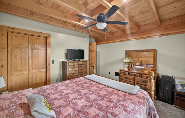 20 Magee Ln, Elmwood, TN 38560