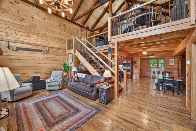 20 Magee Ln, Elmwood, TN 38560