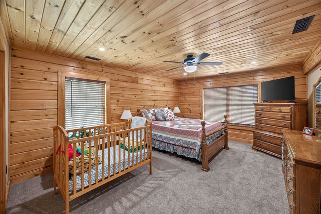 20 Magee Ln, Elmwood, TN 38560