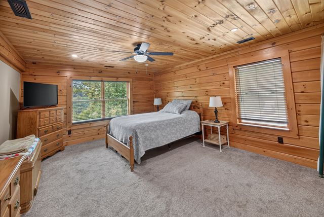 20 Magee Ln, Elmwood, TN 38560