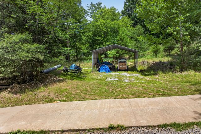 20 Magee Ln, Elmwood, TN 38560