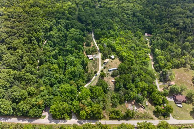 20 Magee Ln, Elmwood, TN 38560