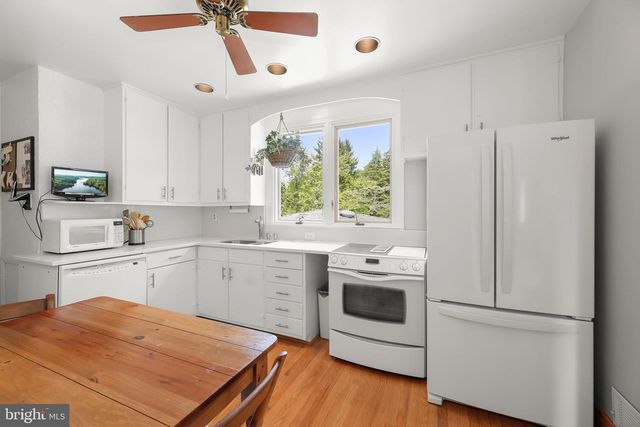 701 STILLWATER RD, Gibson Island, MD 21056