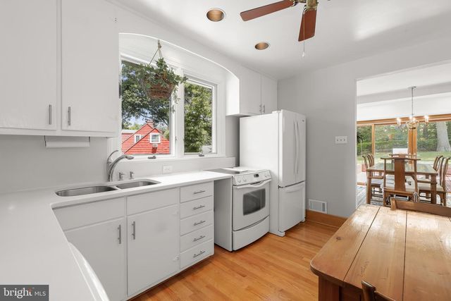 701 STILLWATER RD, Gibson Island, MD 21056