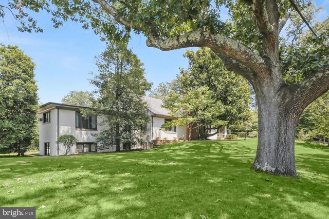 701 STILLWATER RD, Gibson Island, MD 21056