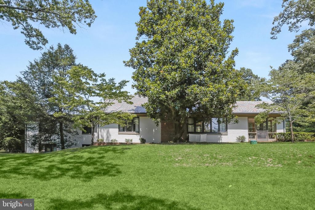 701 STILLWATER RD, Gibson Island, MD 21056