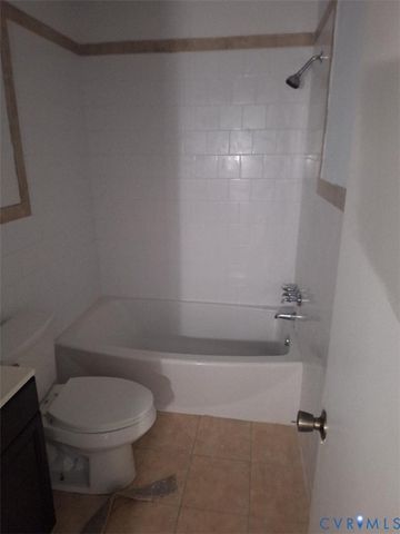 111 Damascus Dr, Richmond, VA 23227