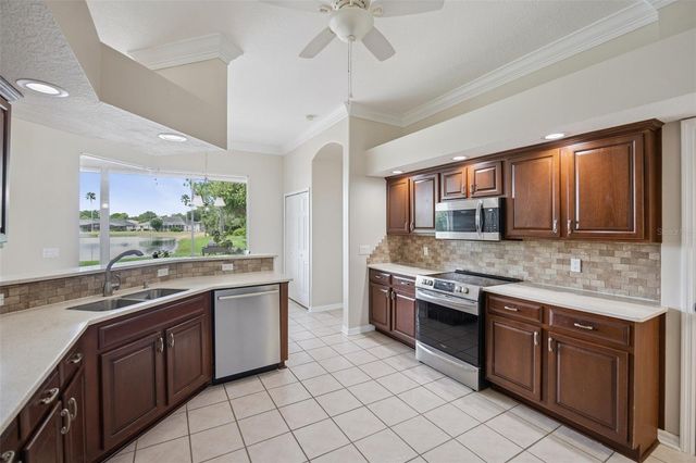 316 HAZELTINE DRIVE, Debary, FL 32713