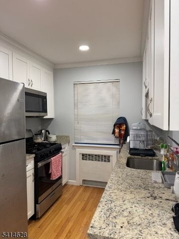 68 Montgomery St., Unit 7 7, Bloomfield Twp., NJ 07003