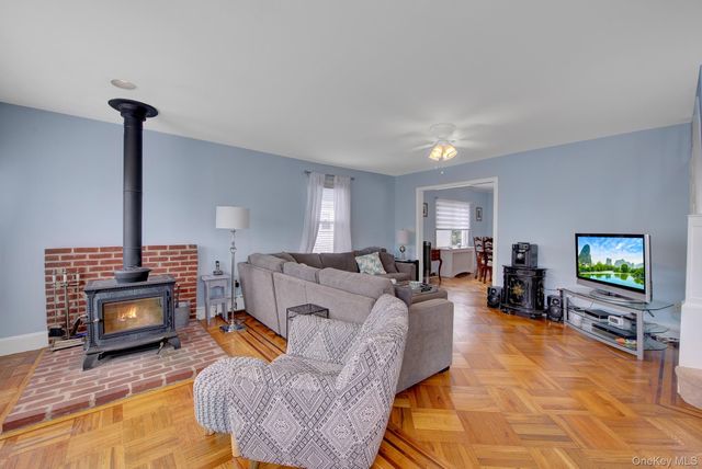 342 E Walnut Street, Long Beach, NY 11561