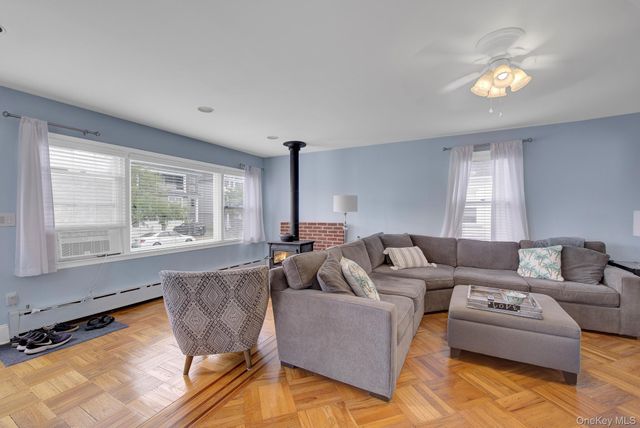 342 E Walnut Street, Long Beach, NY 11561