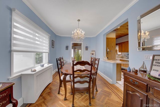 342 E Walnut Street, Long Beach, NY 11561