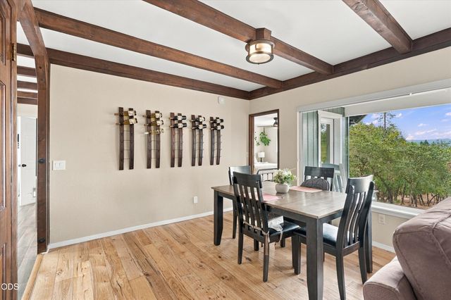 433 Hawksdale Drive, Grants Pass, OR 97526