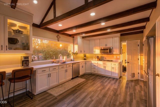 433 Hawksdale Drive, Grants Pass, OR 97526