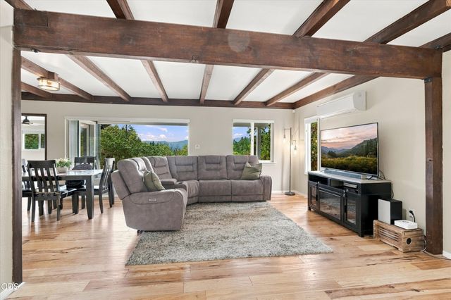 433 Hawksdale Drive, Grants Pass, OR 97526