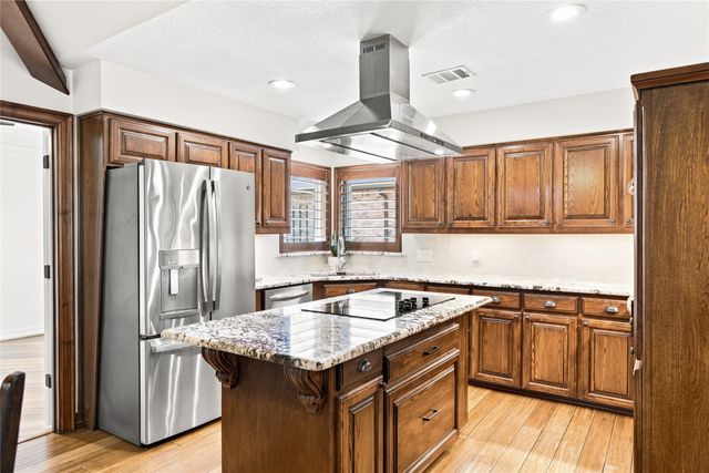4308 Green Meadow Street W, Colleyville, TX 76034