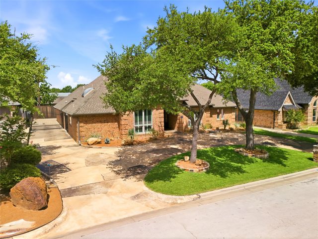 4308 Green Meadow Street W, Colleyville, TX 76034
