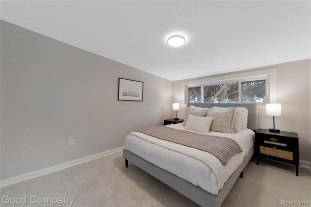 310 Massoit Street, Clawson, MI 48017