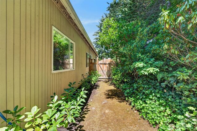6267 Harbor Sunset Lane, Gig Harbor, WA 98335