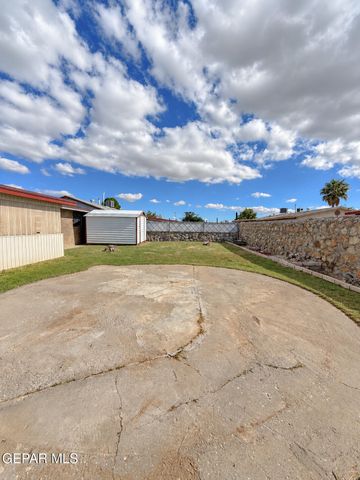 9868 MINUTEMAN Street, El Paso, TX 79924