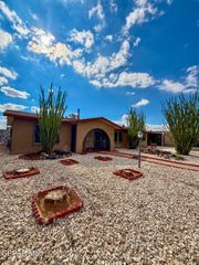 9868 MINUTEMAN Street, El Paso, TX 79924