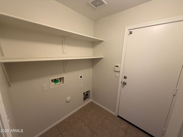 13925 W MAUNA LOA Lane, Surprise, AZ 85379