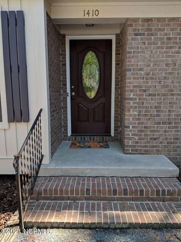 1410 Monticello Drive, Pinehurst, NC 28374