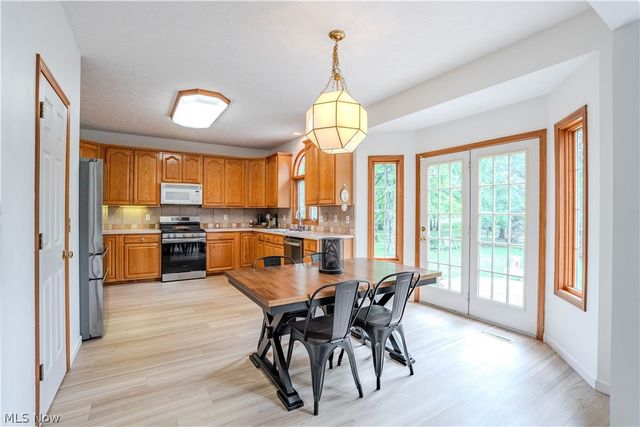 10203 Forestwood Lane, North Royalton, OH 44133