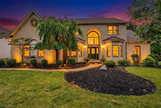 10203 Forestwood Lane, North Royalton, OH 44133