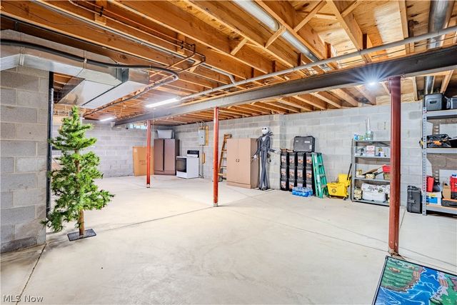10203 Forestwood Lane, North Royalton, OH 44133