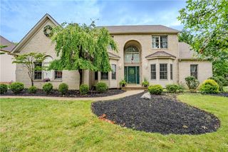 10203 Forestwood Lane, North Royalton, OH 44133