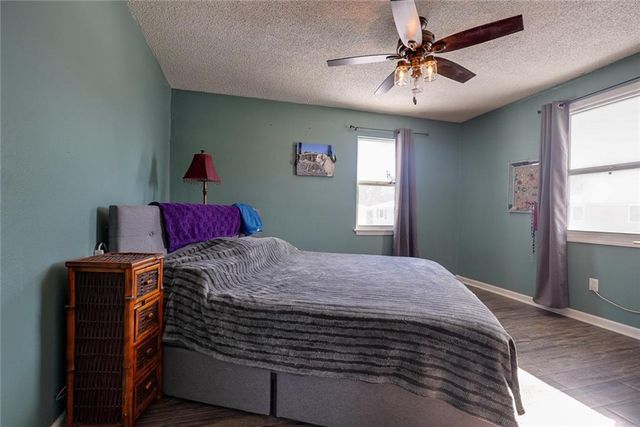 1808 SE Kingsway Street, Oak Grove, MO 64075